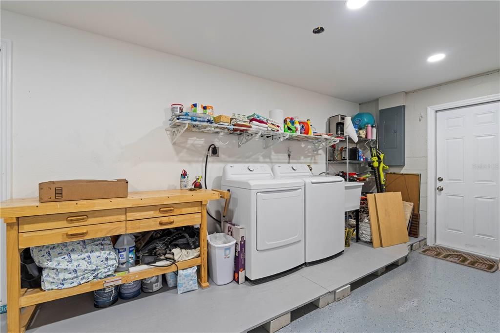 Interior, Recessed Lighting, Washer