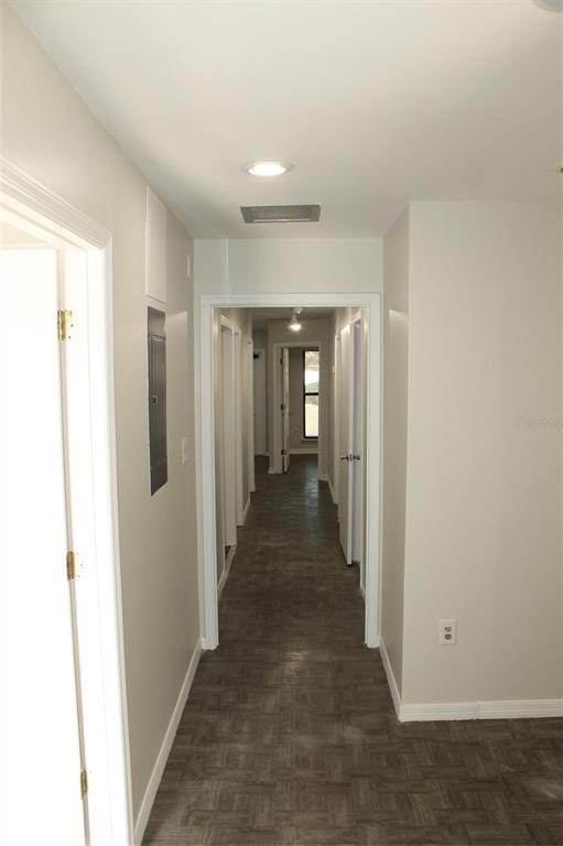 Interior, Recessed Lighting, Wood Texture Flooring