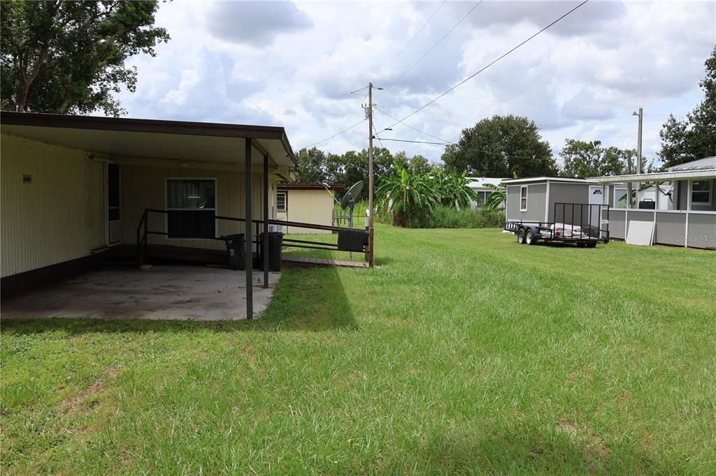 Backyard, Exterior