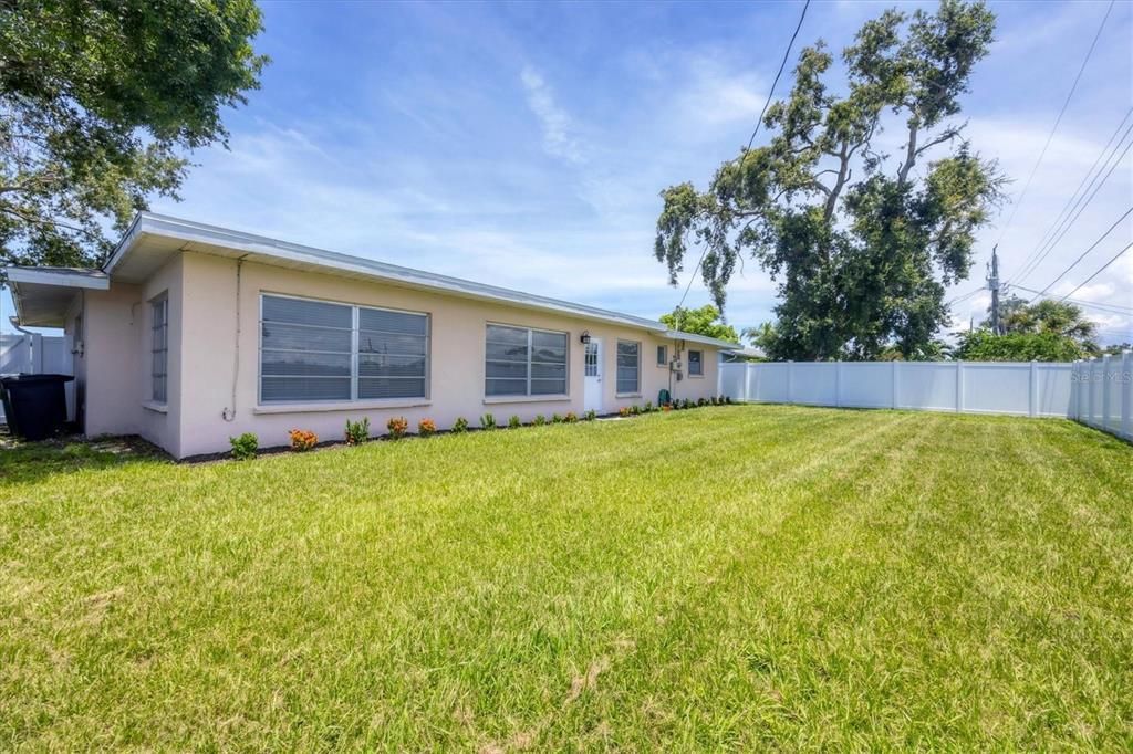 Backyard, Exterior