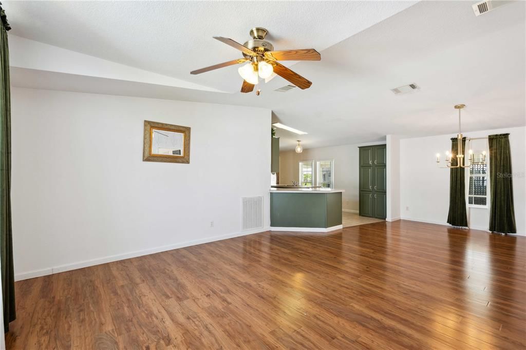 Chandelier, Empty room, Interior, Pendant Lights, Wood Texture Flooring