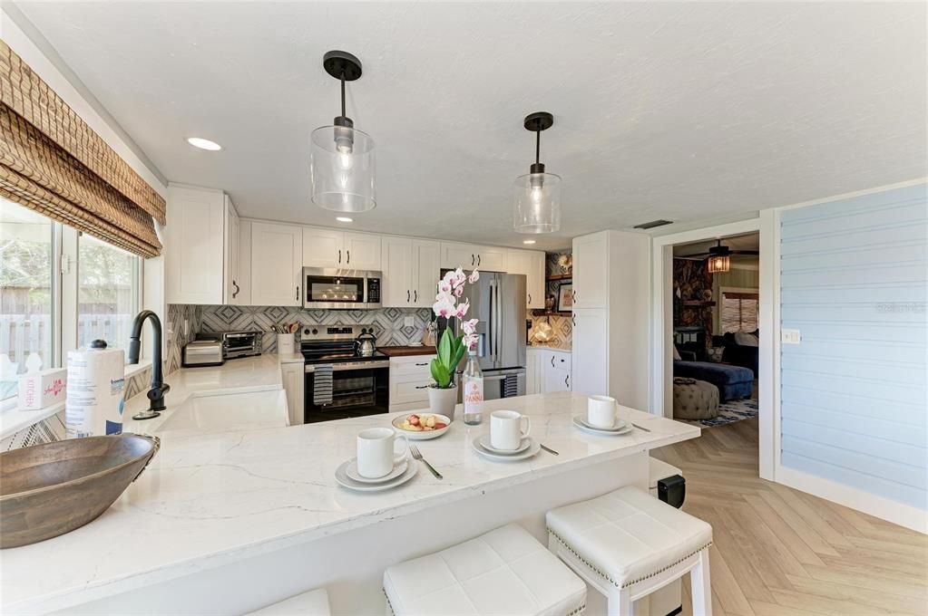 Interior, Kitchen, Living room, Pendant Lights, Recessed Lighting, Stainless Steel Appliances, Wood Texture Flooring