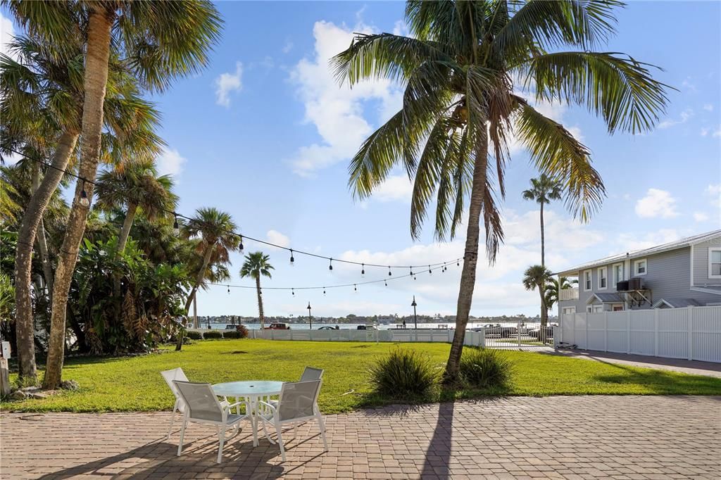 Backyard, Exterior, Water