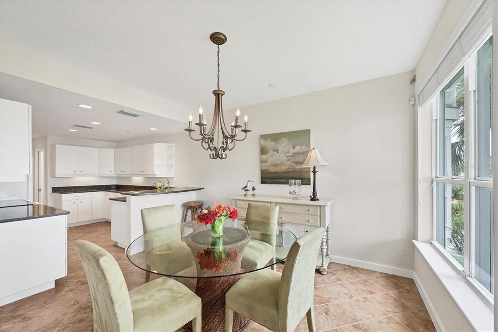 Chandelier, Dining room, Interior, Kitchen, Recessed Lighting