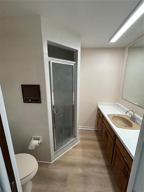 Bathroom, Dual Sink Vanities, Interior, Wood Texture Flooring
