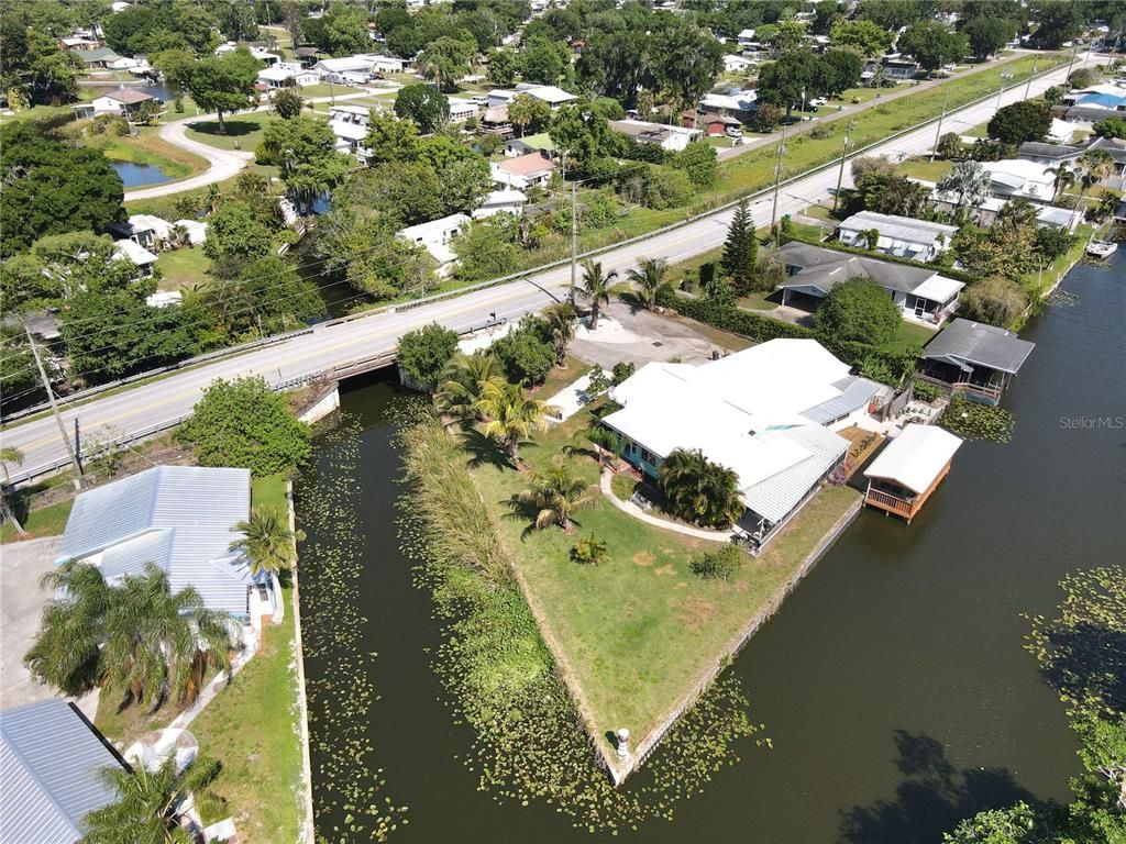 Exterior, Drone