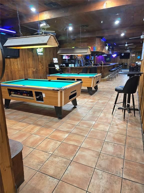 Billiard Table, Game Room, Interior, Recessed Lighting