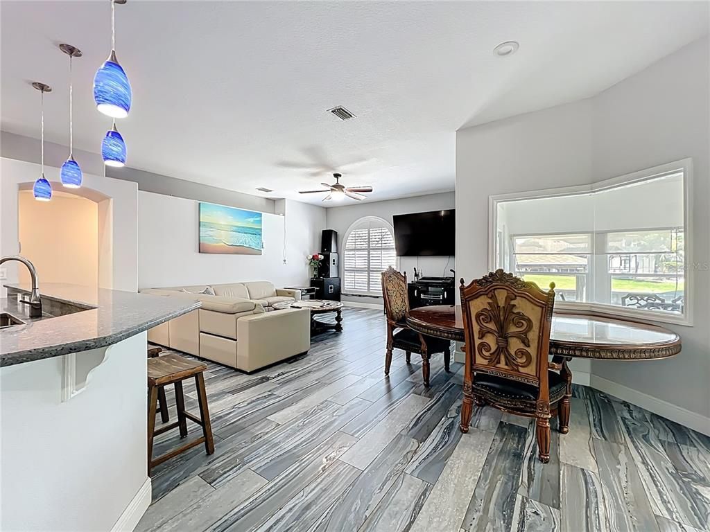 Dining room, Interior, Living room, Pendant Lights, Recessed Lighting, Wood Texture Flooring