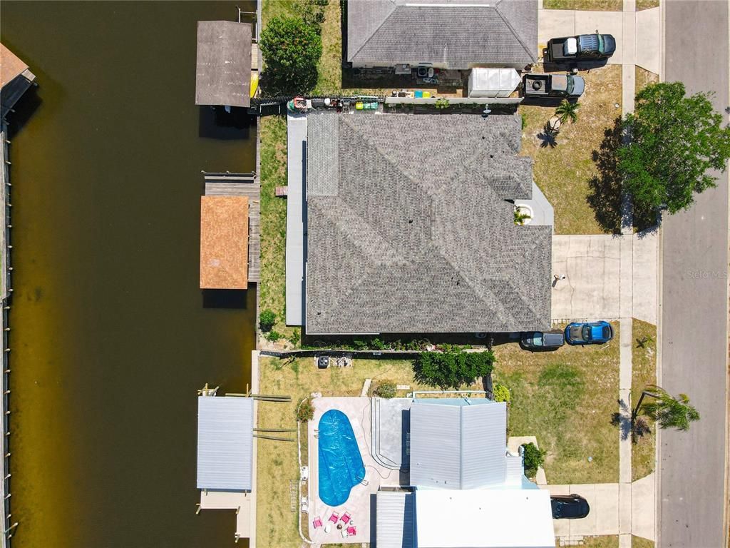 Exterior, Drone
