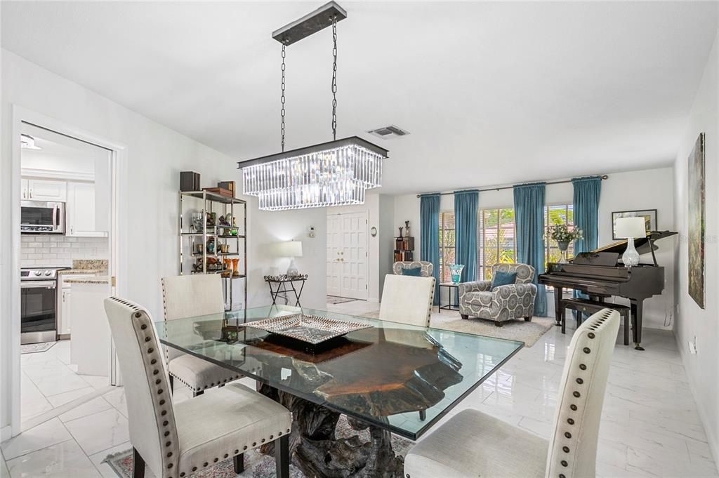 Chandelier, Dining room, Interior, Marble, Piano