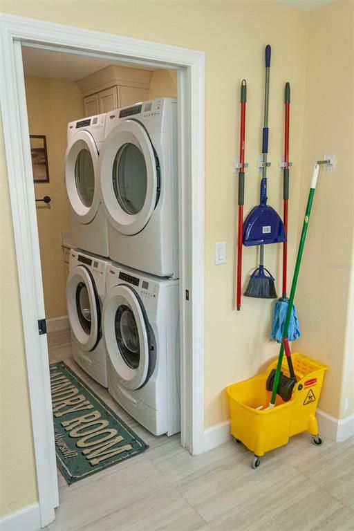 Interior, Utility Closets, Washer
