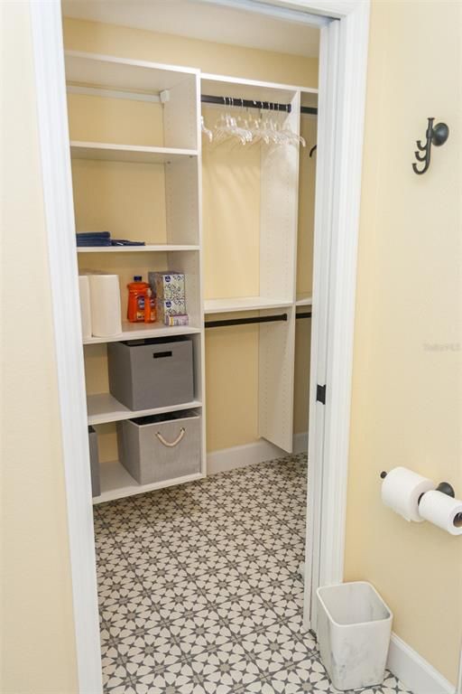 Interior, Walk-in Closets