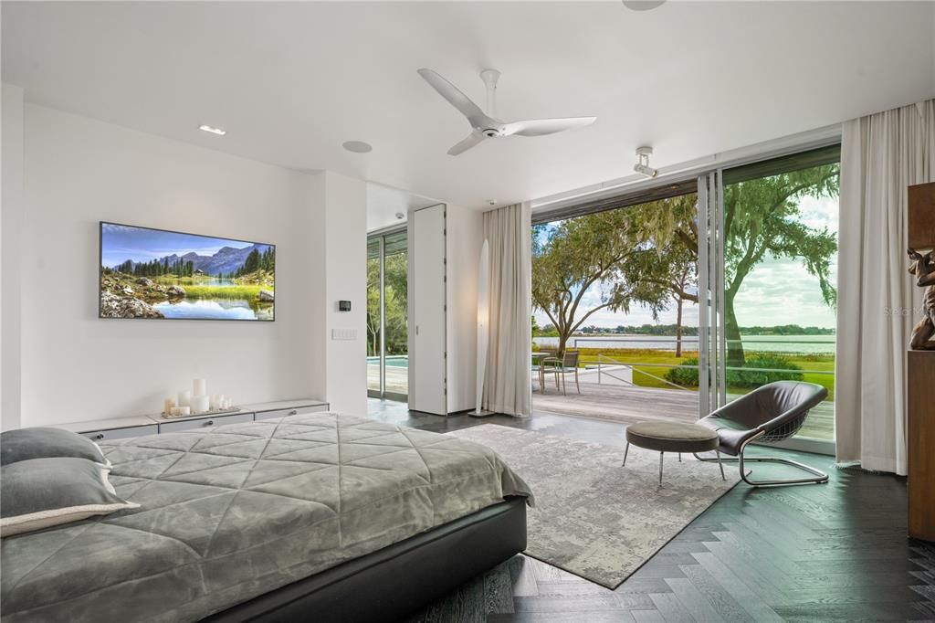 Bedroom, Interior, Recessed Lighting, Water, Wood Texture Flooring