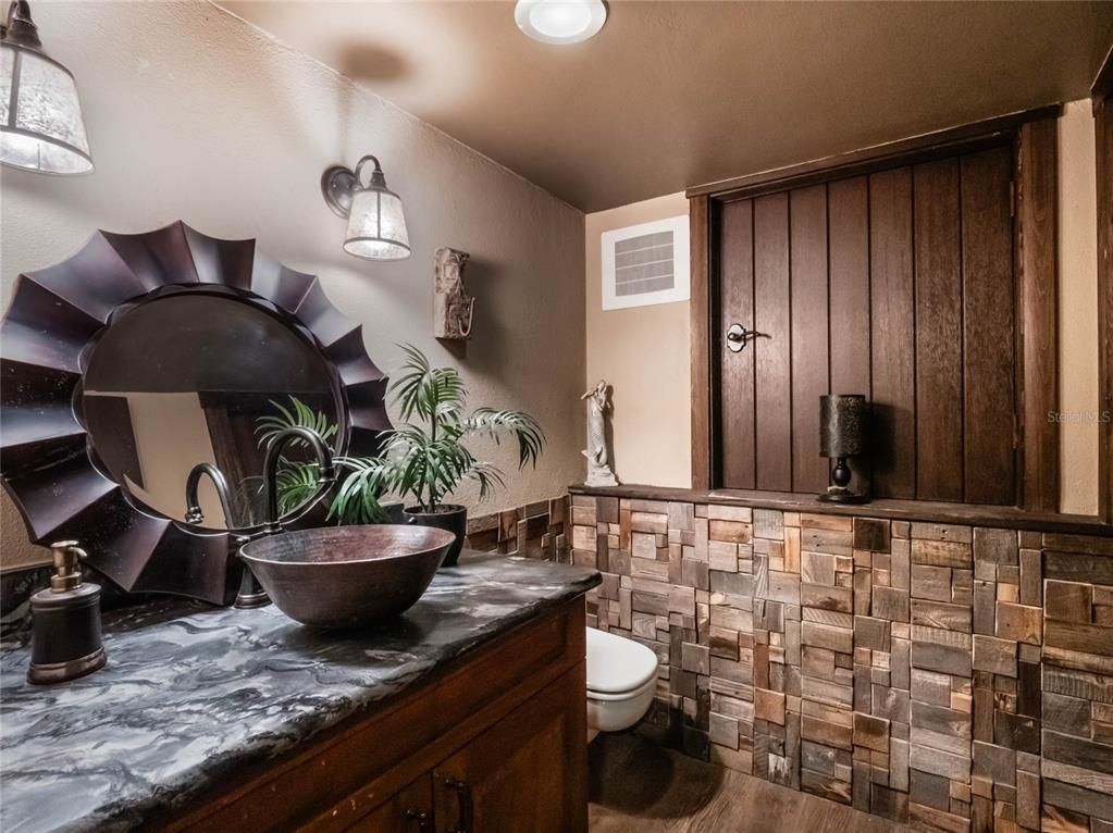 Bathroom, Interior, Recessed Lighting, Wood Texture Flooring