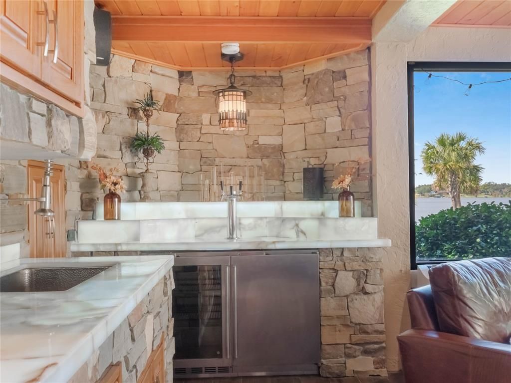 Interior, Kitchen, Pendant Lights, Stone Walls, Water