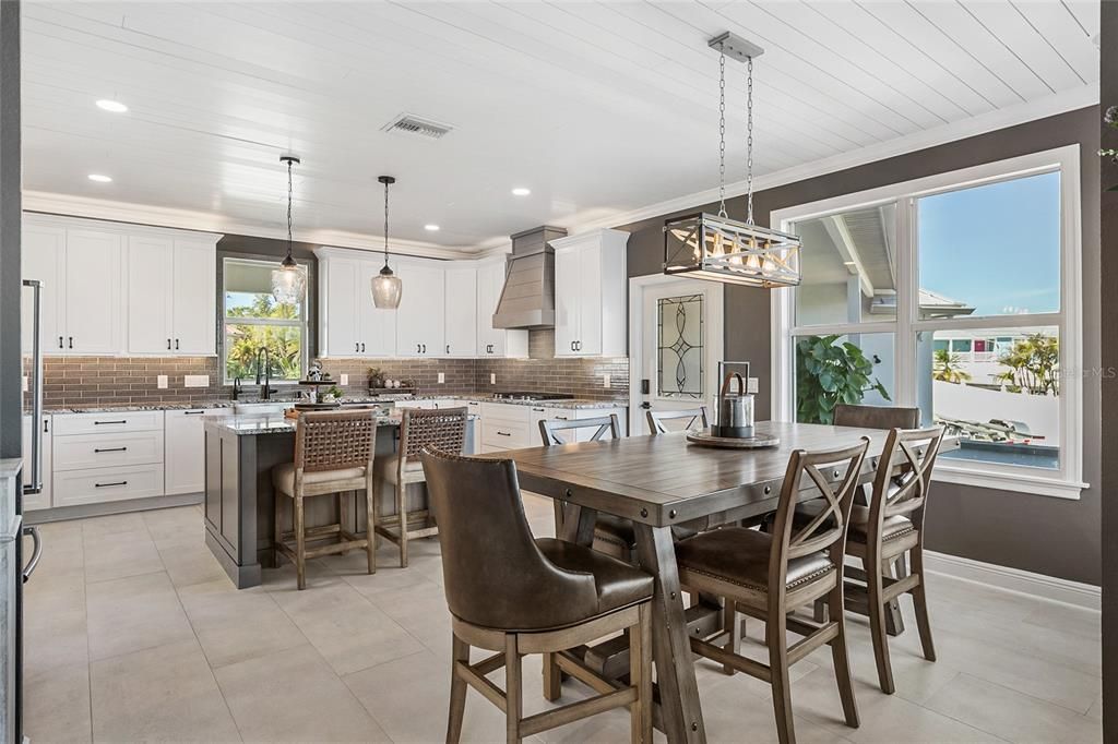 Dining room, Interior, Kitchen, Pendant Lights, Recessed Lighting