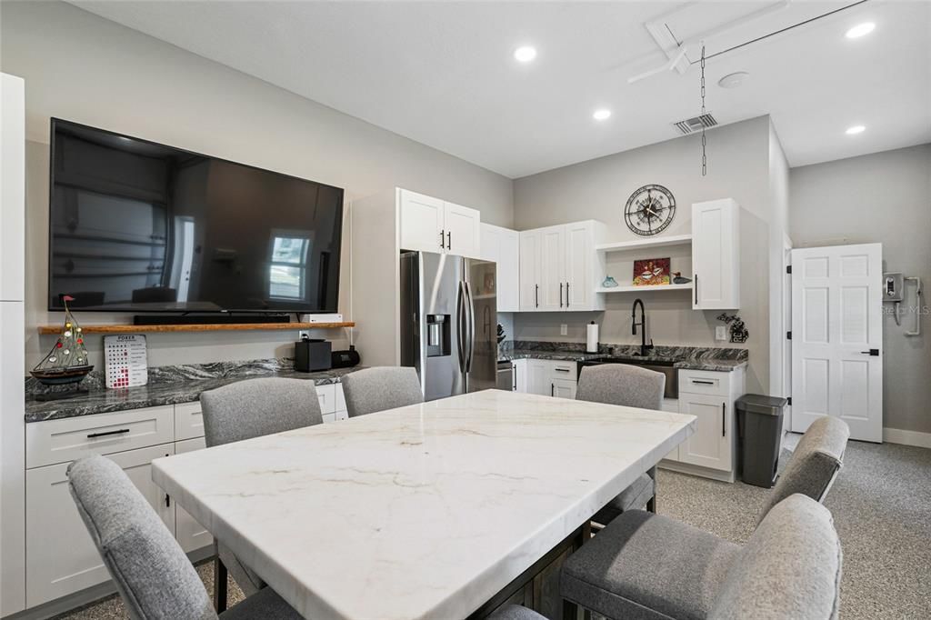 Dining room, Interior, Kitchen, Recessed Lighting