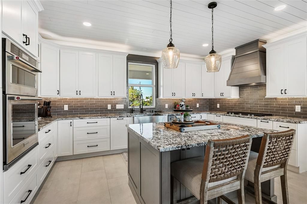 Interior, Kitchen, Pendant Lights, Recessed Lighting
