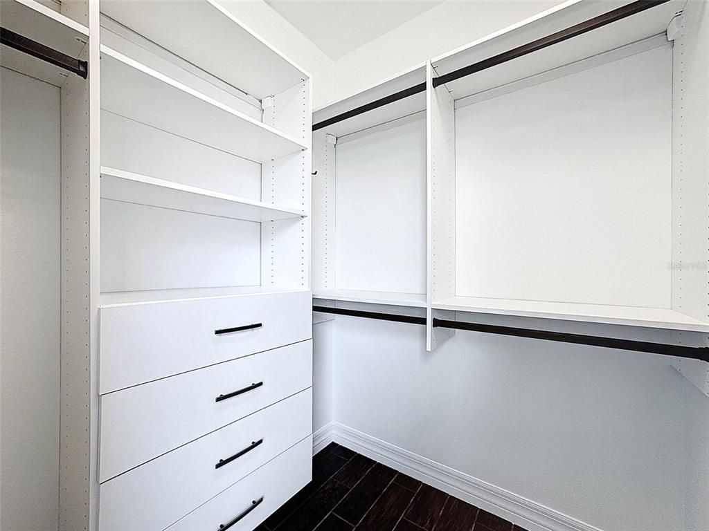 Interior, Walk-in Closets, Wood Texture Flooring