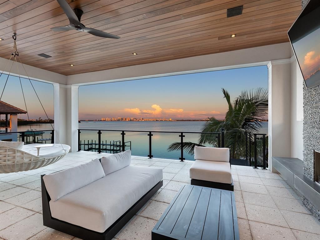 Exterior, Living room, Recessed Lighting, Water, Wooden Ceilings