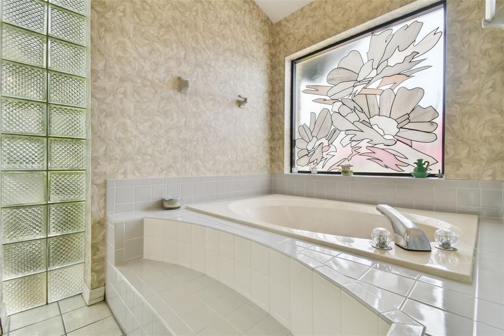 Bathroom, Interior, Tile Countertops