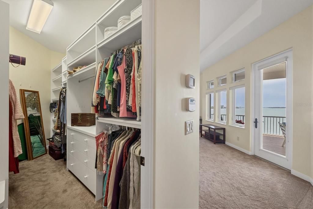 Interior, Walk-in Closets, Water