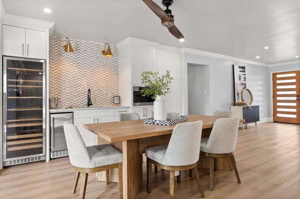 Dining room, Interior, Kitchen, Pendant Lights, Recessed Lighting, Stainless Steel Appliances, Wood Texture Flooring