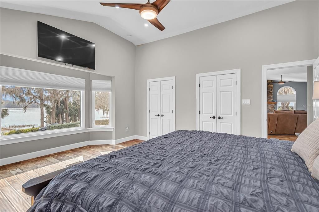 Bedroom, Interior, Water, Wood Texture Flooring
