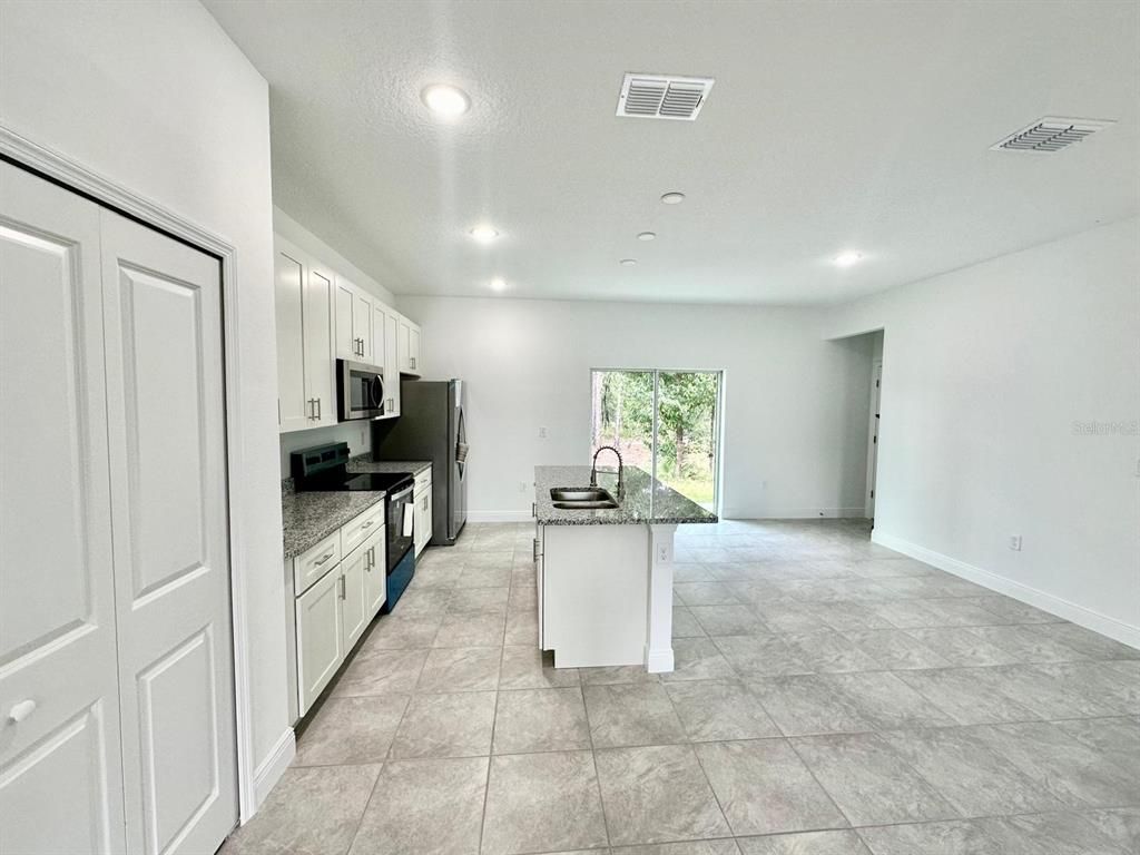 Interior, Kitchen, Recessed Lighting