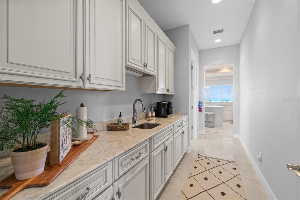 Interior, Kitchen, Marble, Recessed Lighting, Water