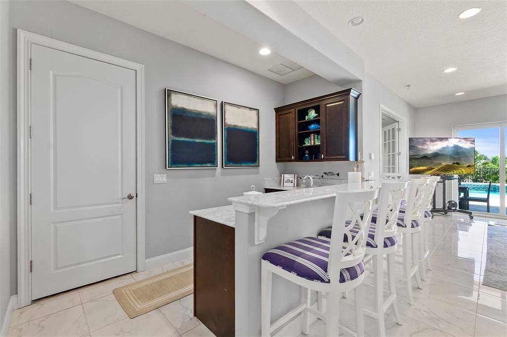 Bathroom, Interior, Marble, Recessed Lighting