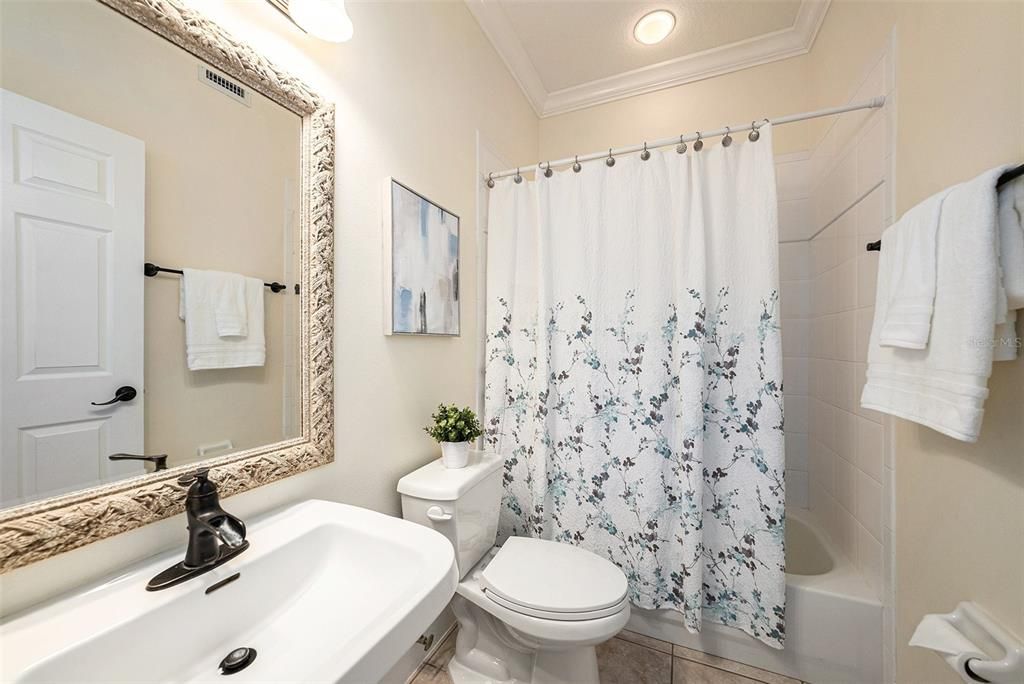 Bathroom, Interior, Recessed Lighting