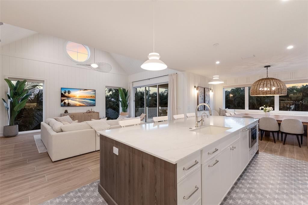 Dining room, Interior, Kitchen, Living room, Pendant Lights, Recessed Lighting, Stainless Steel Appliances, Wood Texture Flooring
