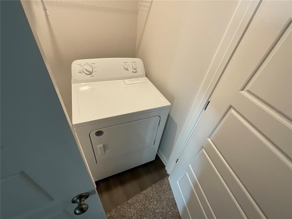 Interior, Utility Closets, Washer, Wood Texture Flooring