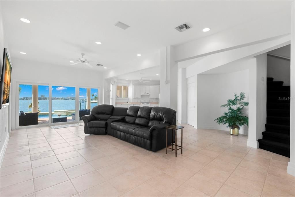 Interior, Kitchen, Living room, Recessed Lighting, Water