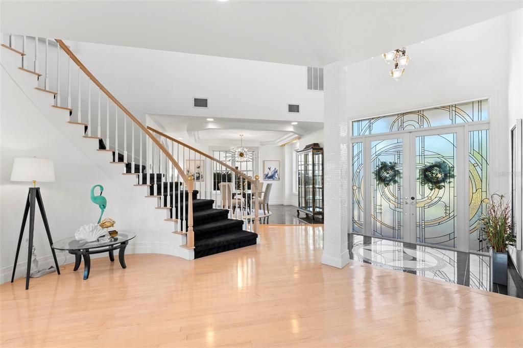 Chandelier, Interior, Recessed Lighting, Wood Texture Flooring