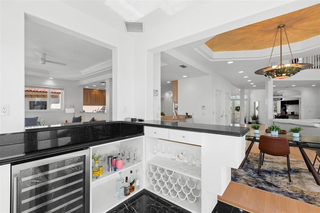 Dining room, Interior, Pendant Lights, Recessed Lighting