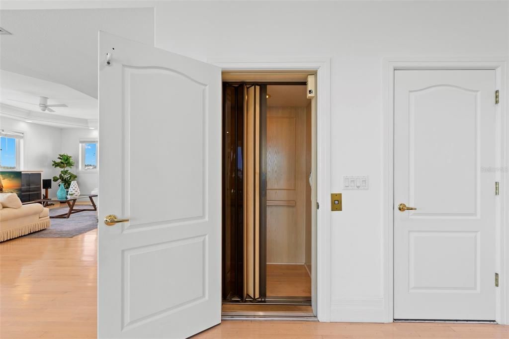 Elevator, Interior, Living room, Wood Texture Flooring