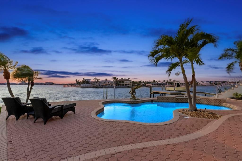 Exterior, Pool, Water