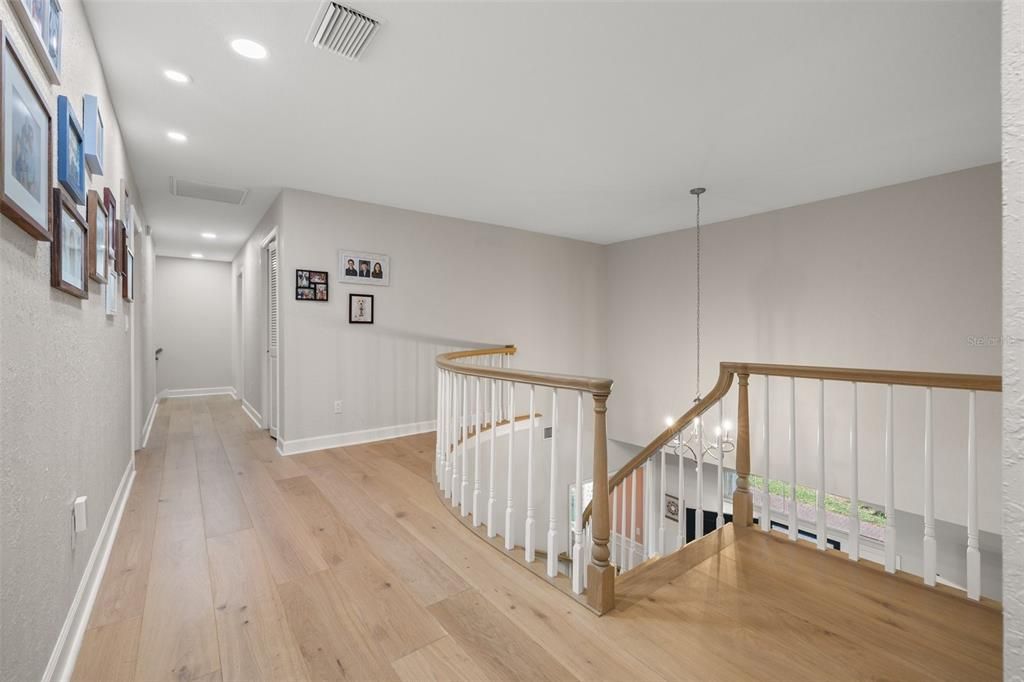 Interior, Pendant Lights, Recessed Lighting, Wood Texture Flooring