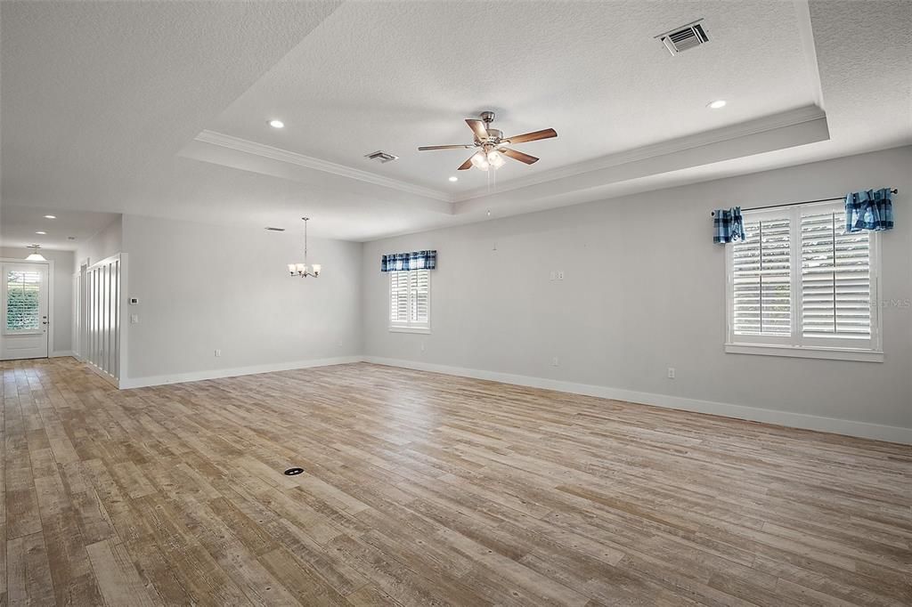 Chandelier, Empty room, Interior, Recessed Lighting, Wood Texture Flooring
