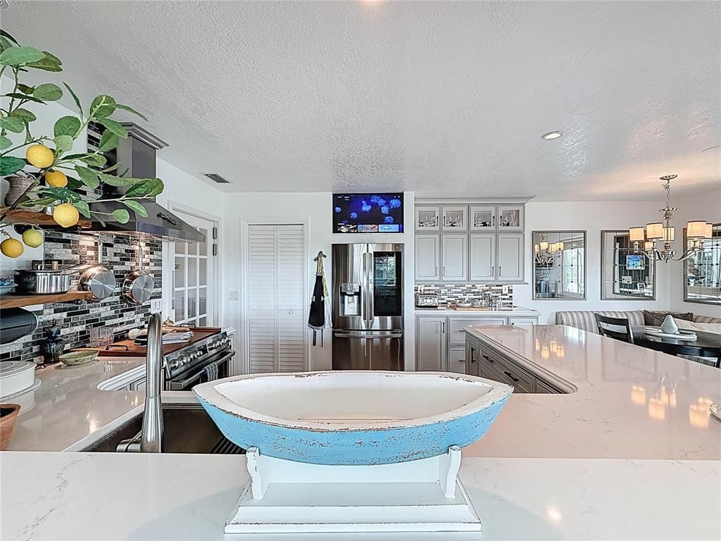 Chandelier, Interior, Kitchen, Recessed Lighting