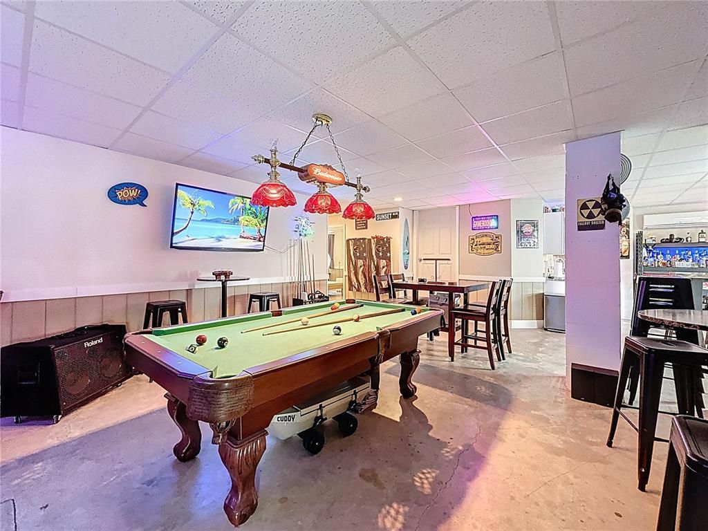 Billiard Table, Game Room, Interior, Pendant Lights, Recessed Lighting