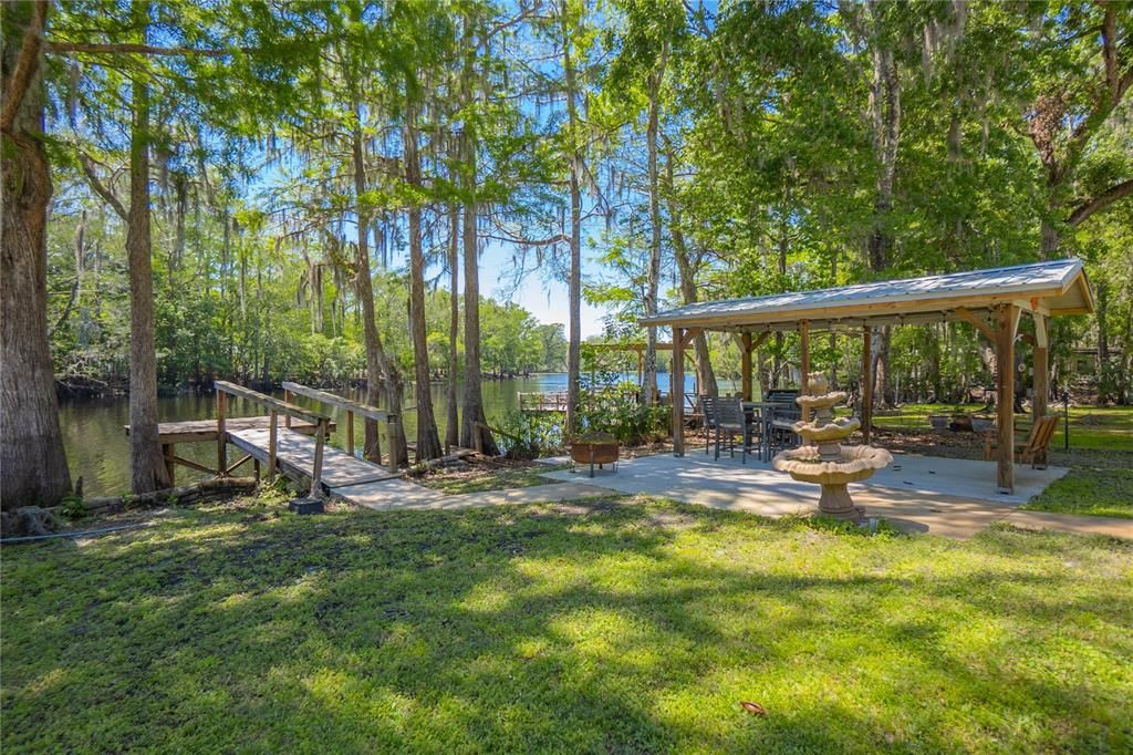 Backyard, Exterior