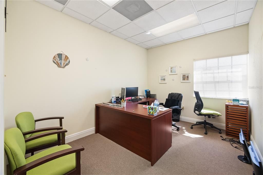 Home Office, Interior