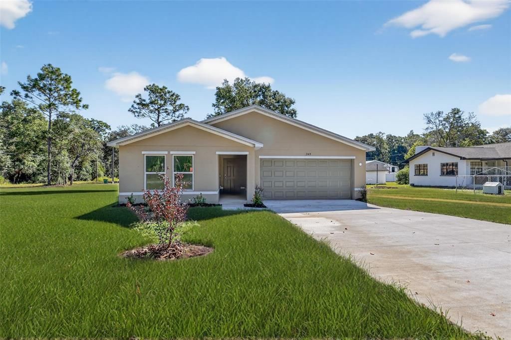 Attached, Backyard, Exterior, Facade, Ranch