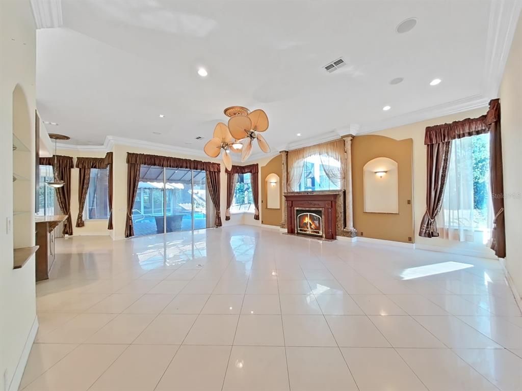 Fireplace, Interior, Recessed Lighting