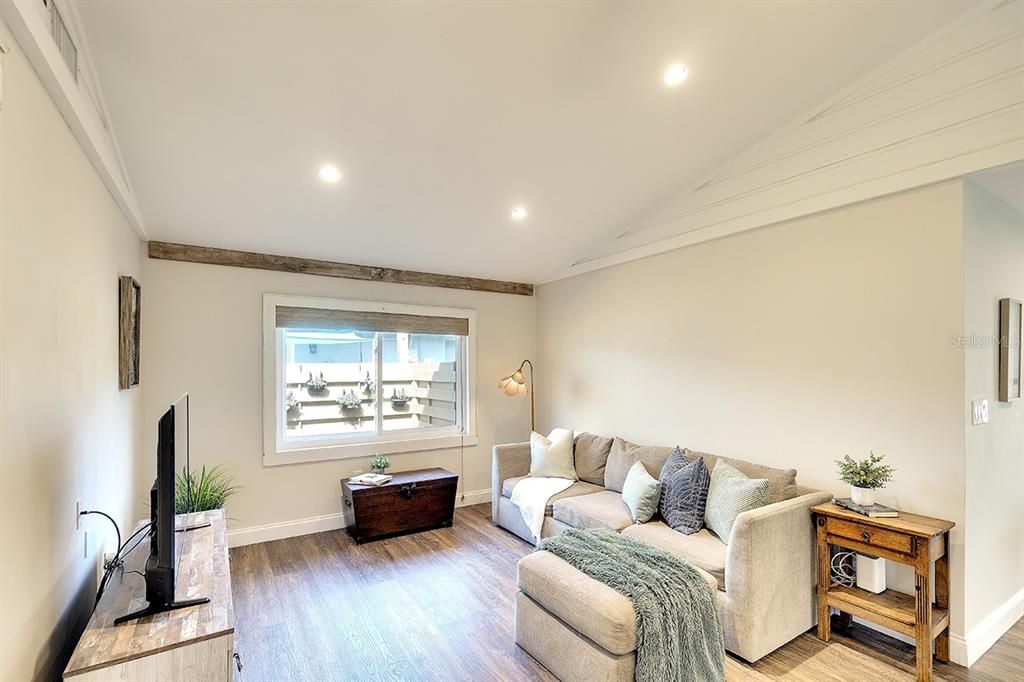 Interior, Living room, Recessed Lighting, Wood Texture Flooring