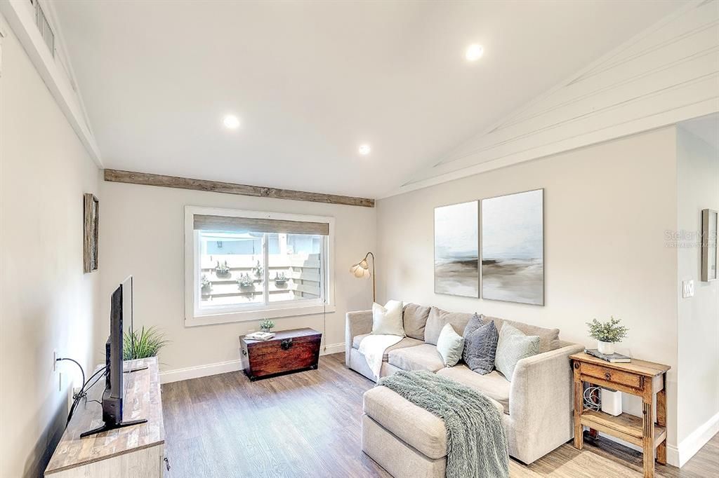 Interior, Living room, Recessed Lighting, Wood Texture Flooring