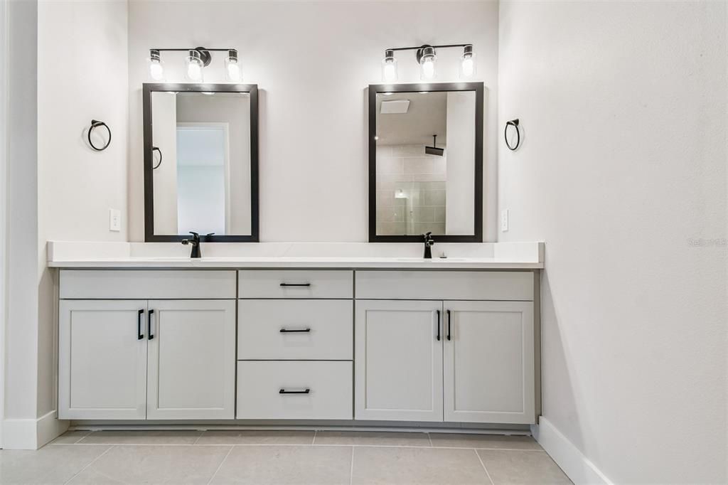 Bathroom, Dual Sink Vanities, Interior